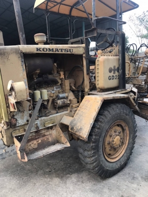 ขายรถเกรด เล็ก KOMATSU GD22H1 ขายรถเกรด เล็ก KOMATSU GD22H1