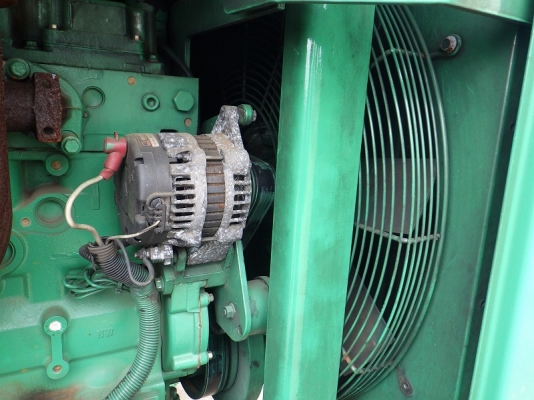 เครื่องชิพไม้ ยี่ห้อ Dynamic รุ่น 535