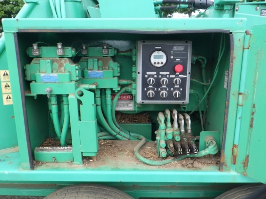 เครื่องชิพไม้ ยี่ห้อ Dynamic รุ่น 535