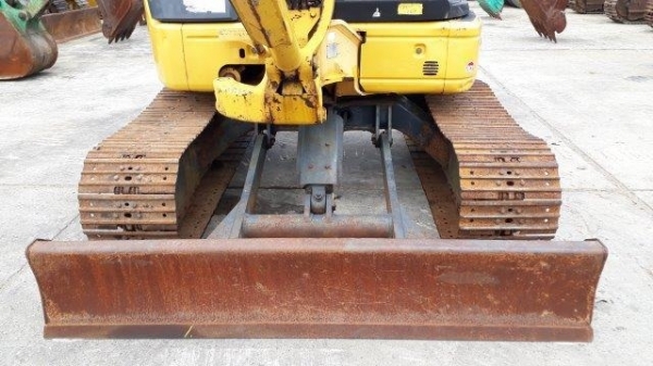 รถขุด KOMATSU : PC40MR-2 เก่านอก
