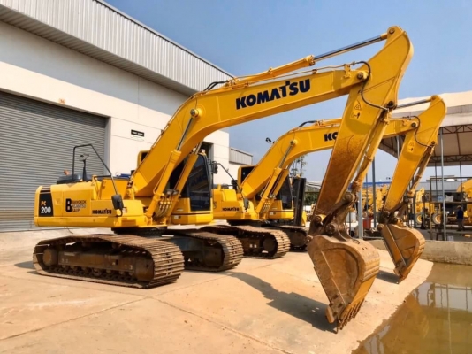 ขายดาวน์!! Komatsu PC200-8MO ไมล์ 3800 สวยๆค่ะ ขายดาวน์!! Komatsu PC200-8MO ไมล์ 3800 สวยๆค่ะ