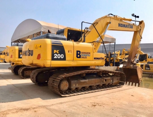 ขายดาวน์!! Komatsu PC200-8MO ไมล์ 3800 สวยๆค่ะ