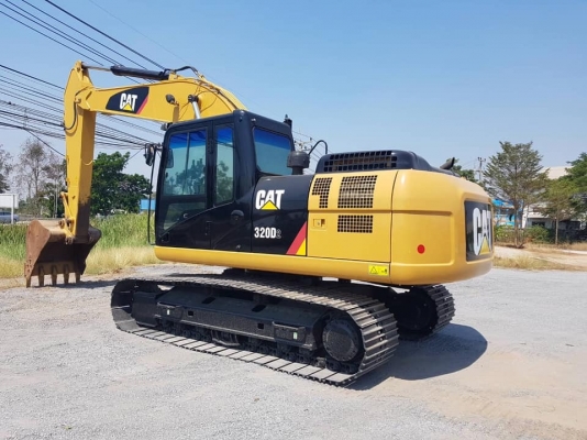 Cat 320D2 ไมล์ ชม.8,000 สภาพสวยๆค่ะ