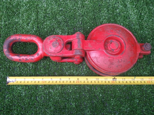 รอกทดเปิดข้าง เก่านอก 3 ตัน 5 นิ้ว สภาพดี รอกทดเปิดข้าง เก่านอก 3 ตัน 5 นิ้ว สภาพดี