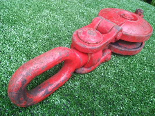 รอกทดเปิดข้าง เก่านอก 3 ตัน 5 นิ้ว สภาพดี รอกทดเปิดข้าง เก่านอก 3 ตัน 5 นิ้ว สภาพดี