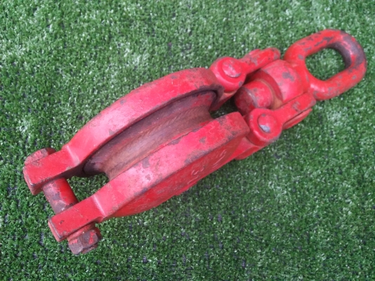 รอกทดเปิดข้าง เก่านอก 3 ตัน 5 นิ้ว สภาพดี รอกทดเปิดข้าง เก่านอก 3 ตัน 5 นิ้ว สภาพดี