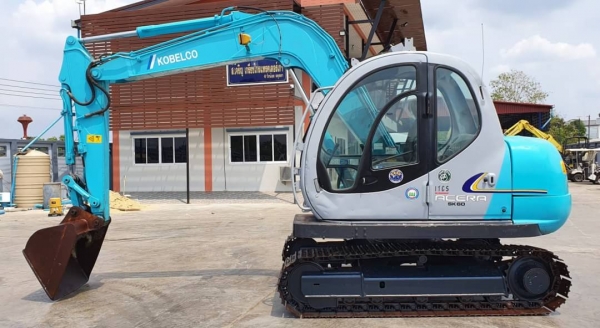 ขายด่วนรถแบคโฮรถKOBELCOโกเบโก้SK60-5-3มารค์ไฟ้ซูปเปอร์รุ่นยอดนิยมสวยๆเทียบเท่าPC60เครื่อง4สูบ4JB1เครื่องดีปั่มแรงไฟฟ้าครบซีเรียสุงLE-20489ติดลายหัวกะแทกพร้อมใช้ชั่วโม่งทำงานแค่4000เองรถนอกเพิ่งนำเข้ามาใหม่ยังไม่เคยใช้งานในเมืองไทยเลย