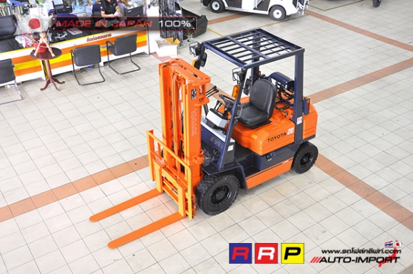 ขายรถโฟล์คลิฟท์มือสอง TOYOTA รุ่น 5FG20-40877 นำเข้าจากประเทศญี่ปุ่น 100\% ไม่เคยใช้งานในไทย