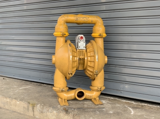 ขายปั๊มไดอะแฟรม Versa-matic USA. ขนาด 2นิ้ว สภาพสวยใหม่มาก หายาก ดูดแรง พร้อมใช้งาน