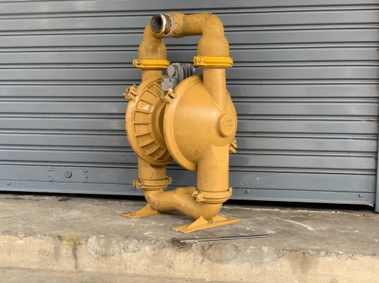 ขายปั๊มไดอะแฟรม Versa-matic USA. ขนาด 2นิ้ว สภาพสวยใหม่มาก หายาก ดูดแรง พร้อมใช้งาน