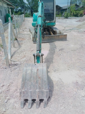 KOMATSU PC40-7 มีเก๋ง สภาพสวย