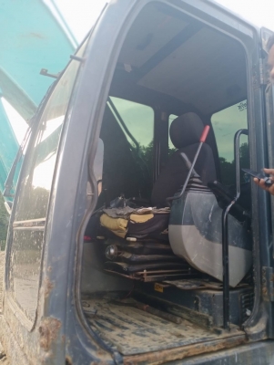 มีVDO KOBELCO SK200-8YN12 SUPER XM ไมล์8200ชม.เอกสารอินวอย รถพร้อมใช้งาน