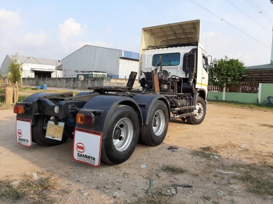 Hino 380 ปี 57 หัวลาก ไมล์แท้สามแสน รถสวยเดิมทุกจุด ยางเต็ม พร้อมใช้งาน Hino 380 ปี 57 หัวลาก ไมล์แท้สามแสน รถสวยเดิมทุกจุด ยางเต็ม พร้อมใช้งาน