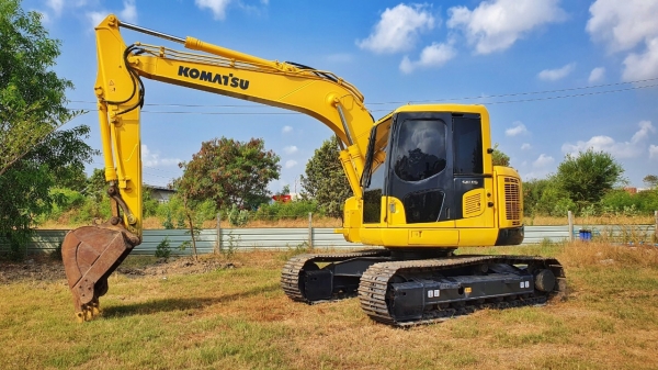 ะKomatsu PC128US-8 สภาพนางฟ้า￼ ระบบดี บอดี้งาม พร้อมไลน์หัวเจาะ สวยๆค่ะ