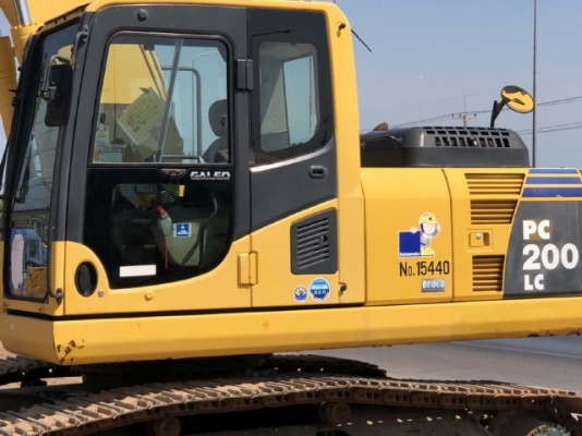ขายรถขุด KOMATSU PC200LC-8 อาร์มยาวพิเศษ 15 เมตร นำเข้าเองจากญี่ปุ่น สภาพสวยพร้อมใช้งาน มีVDOการทำงา