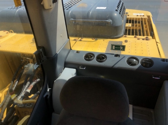 ขายรถขุด KOMATSU PC200LC-8 อาร์มยาวพิเศษ 15 เมตร นำเข้าเองจากญี่ปุ่น สภาพสวยพร้อมใช้งาน มีVDOการทำงา