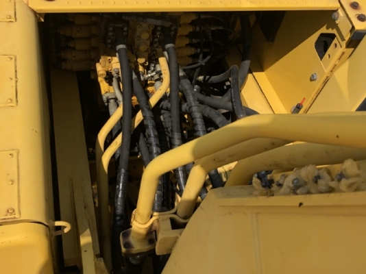 ขายรถขุด KOMATSU PC200LC-8 อาร์มยาวพิเศษ 15 เมตร นำเข้าเองจากญี่ปุ่น สภาพสวยพร้อมใช้งาน มีVDOการทำงา