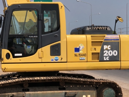 ขายรถขุด KOMATSU PC200LC-8 อาร์มยาวพิเศษ 15 เมตร นำเข้าเองจากญี่ปุ่น สภาพสวยพร้อมใช้งาน มีVDOการทำงา