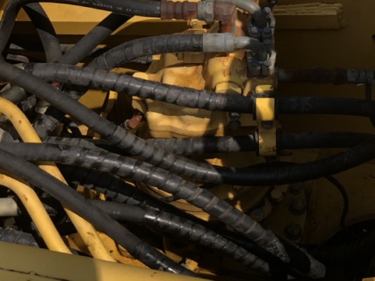 ขายรถขุด KOMATSU PC200LC-8 อาร์มยาวพิเศษ 15 เมตร นำเข้าเองจากญี่ปุ่น สภาพสวยพร้อมใช้งาน มีVDOการทำงา