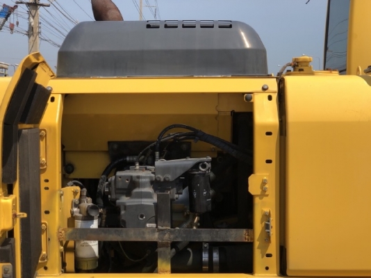 ขายรถขุด KOMATSU PC200LC-8 อาร์มยาวพิเศษ 15 เมตร นำเข้าเองจากญี่ปุ่น สภาพสวยพร้อมใช้งาน มีVDOการทำงา