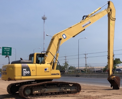 ขายรถขุด KOMATSU PC200LC-8 อาร์มยาวพิเศษ 15 เมตร นำเข้าเองจากญี่ปุ่น สภาพสวยพร้อมใช้งาน มีVDOการทำงา