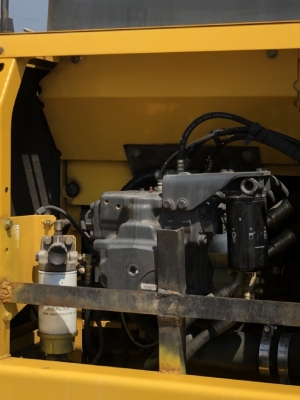 ขายรถขุด KOMATSU PC200LC-8 อาร์มยาวพิเศษ 15 เมตร นำเข้าเองจากญี่ปุ่น สภาพสวยพร้อมใช้งาน มีVDOการทำงา