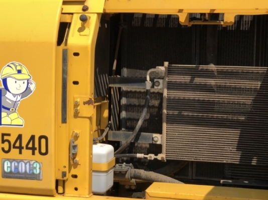 ขายรถขุด KOMATSU PC200LC-8 อาร์มยาวพิเศษ 15 เมตร นำเข้าเองจากญี่ปุ่น สภาพสวยพร้อมใช้งาน มีVDOการทำงา