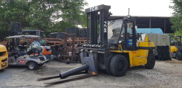 ขายรถยกโฟล์คลิฟท์ TCM ขนาด 11.5 ตัน เสาสูง 3 เมตร ติดตั้งอุปกรณ์พิเศษไซด์ชิฟ (รถนอก ) ญี่ปุ่น ต่อติด 0875571891 นิรุทครับ