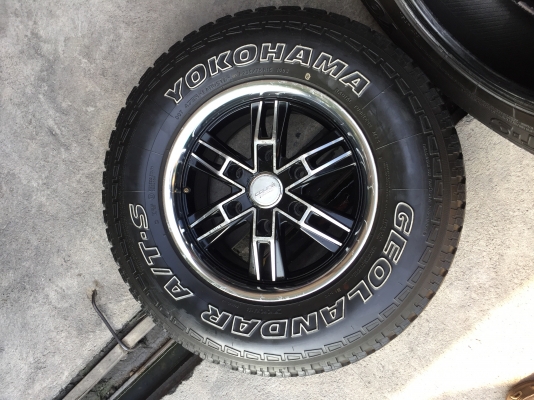ล้อ JRD.15x7.5+ยางYokohama A/T-S 235/75/15ปี2016 ดอกยางแน่นๆ ล้อพร้อมยาง5900บ.แยกยางเปล่า3200บ.สนใจโทร.0879050181.ส่งได้ทุกที่ทั่วไทย