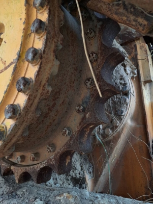 แทรคเตอร์CAT D6HZไม่มีเล่มทะเบียน สภาพสวย