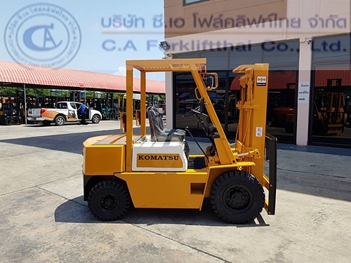 ขาย รถโฟล์คลิฟท์ KOMATSU รุ่น FD25-10 ขาย รถโฟล์คลิฟท์ KOMATSU รุ่น FD25-10