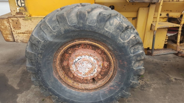 ขาย รถตัก CAT 910 เอวอ่อน เครื่องดี เกียร์ดี ราคาต่อรองได้