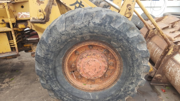 ขาย รถตัก CAT 910 เอวอ่อน เครื่องดี เกียร์ดี ราคาต่อรองได้