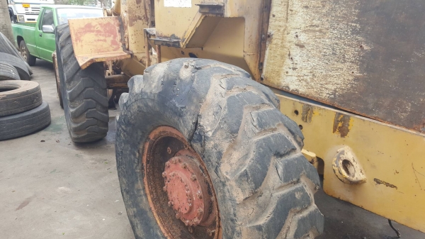 ขาย รถตัก CAT 910 เอวอ่อน เครื่องดี เกียร์ดี ราคาต่อรองได้