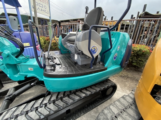รถขุดเล็ก Komatsu PC35R-8 เก่าญี่ปุ่นสภาพสวย สนใจติดต่อ 0874880101