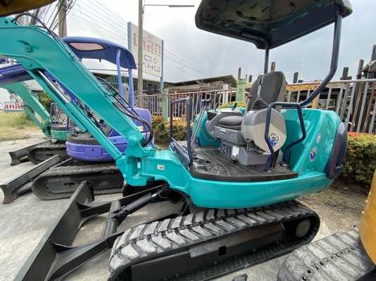 รถขุดเล็ก Komatsu PC35R-8 เก่าญี่ปุ่นสภาพสวย สนใจติดต่อ 0874880101