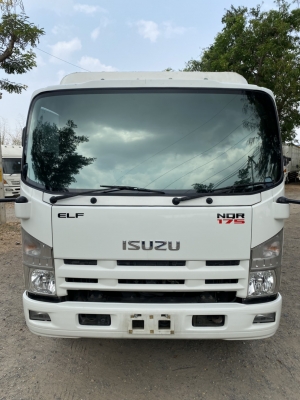 ขาย6ล้อNQR175แรงม้ายูโร3จดปี57กระบะคาร์โก้พร้อมหลังคามิเนียมโดยสาร ยาว5.60เมตร