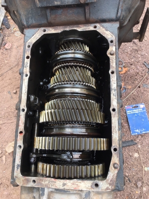 เกียร์ ISUZU7เดินหน้า 8ถอย 35000บาท 0816278866