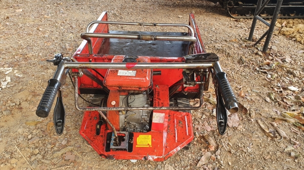 รถแทรคยางดั้มมือ