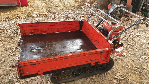 รถแทรคยางดั้มมือ