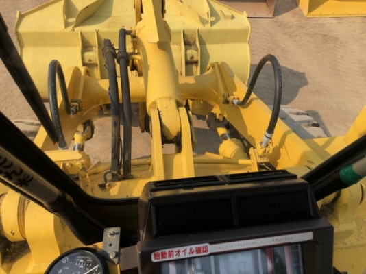 ขายรถตักล้อยาง KOMATSU WA300-1 นำเข้าเองจากญี่ปุ่น สภาพสวยพร้อมใช้ มีVDOการทำงานครับ