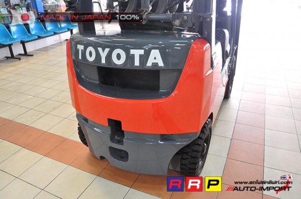 ขายรถโฟล์คลิฟท์มือสอง TOYOTA รุ่น 8FG15-30604 นำเข้าจากประเทศญี่ปุ่น 100\% ไม่เคยใช้งานในไทย