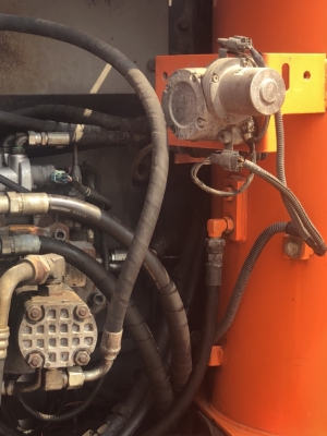 ขายรถขุด HITACHI ZX120 หัวแม่เหล็ก รถนอกนำเข้าเองจากญี่ปุ่น สภาพสวยพร้อมใช้ มีVDOการทำงานครับ