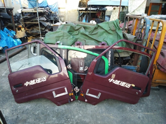 ประตู toyota dyna