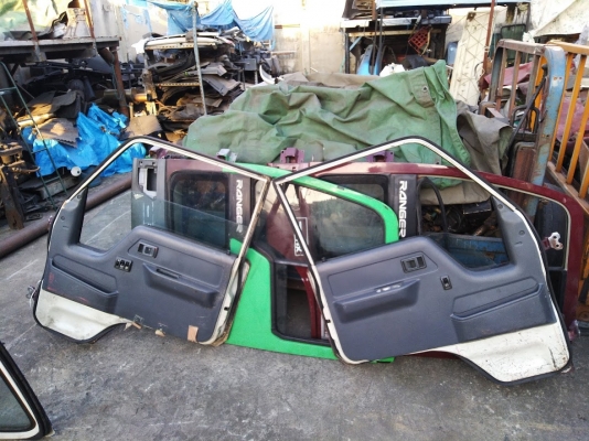 ประตู toyota dyna