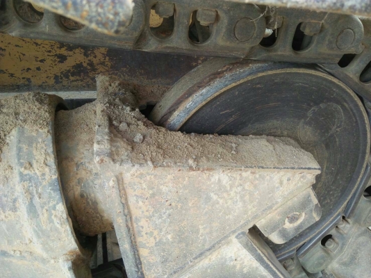 รถแทรคเตอร์ตีนตะขาบ CAT D4H-2 แบบตีนเป็ด มีคลิปการทำงาน รถแทรคเตอร์ตีนตะขาบ CAT D4H-2 แบบตีนเป็ด มีคลิปการทำงาน