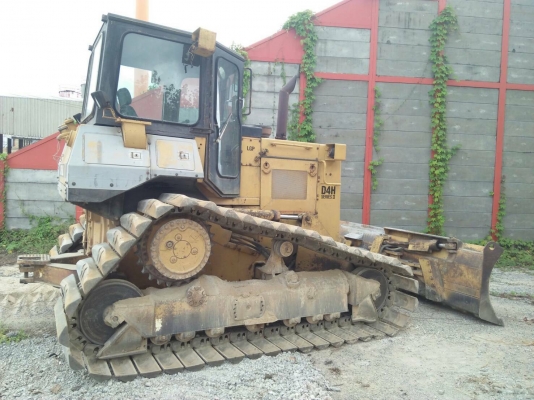 รถแทรคเตอร์ตีนตะขาบ CAT D4H-2 แบบตีนเป็ด มีคลิปการทำงาน