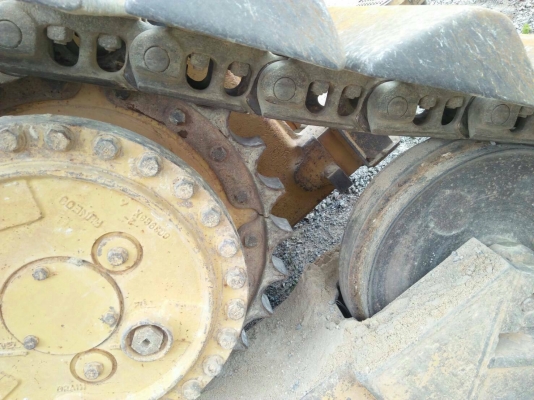 รถแทรคเตอร์ตีนตะขาบ CAT D4H-2 แบบตีนเป็ด มีคลิปการทำงาน รถแทรคเตอร์ตีนตะขาบ CAT D4H-2 แบบตีนเป็ด มีคลิปการทำงาน