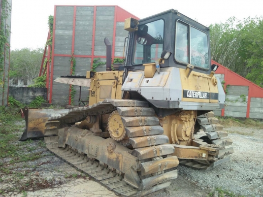 รถแทรคเตอร์ตีนตะขาบ CAT D4H-2 แบบตีนเป็ด มีคลิปการทำงาน รถแทรคเตอร์ตีนตะขาบ CAT D4H-2 แบบตีนเป็ด มีคลิปการทำงาน