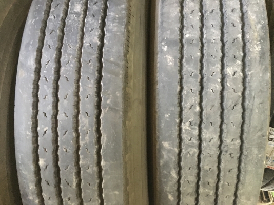 ยางFirestone 11R 22.5 ปี18 สภาพสวย